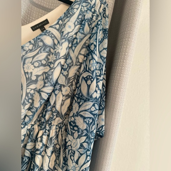 NWOT Women’s Lane Bryant Floral Flutter Sleeve Goddess Maxi Blue Dress 18/20. - Picture 4 of 6